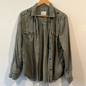 Like Brand New American Eagle Size Small Green button down